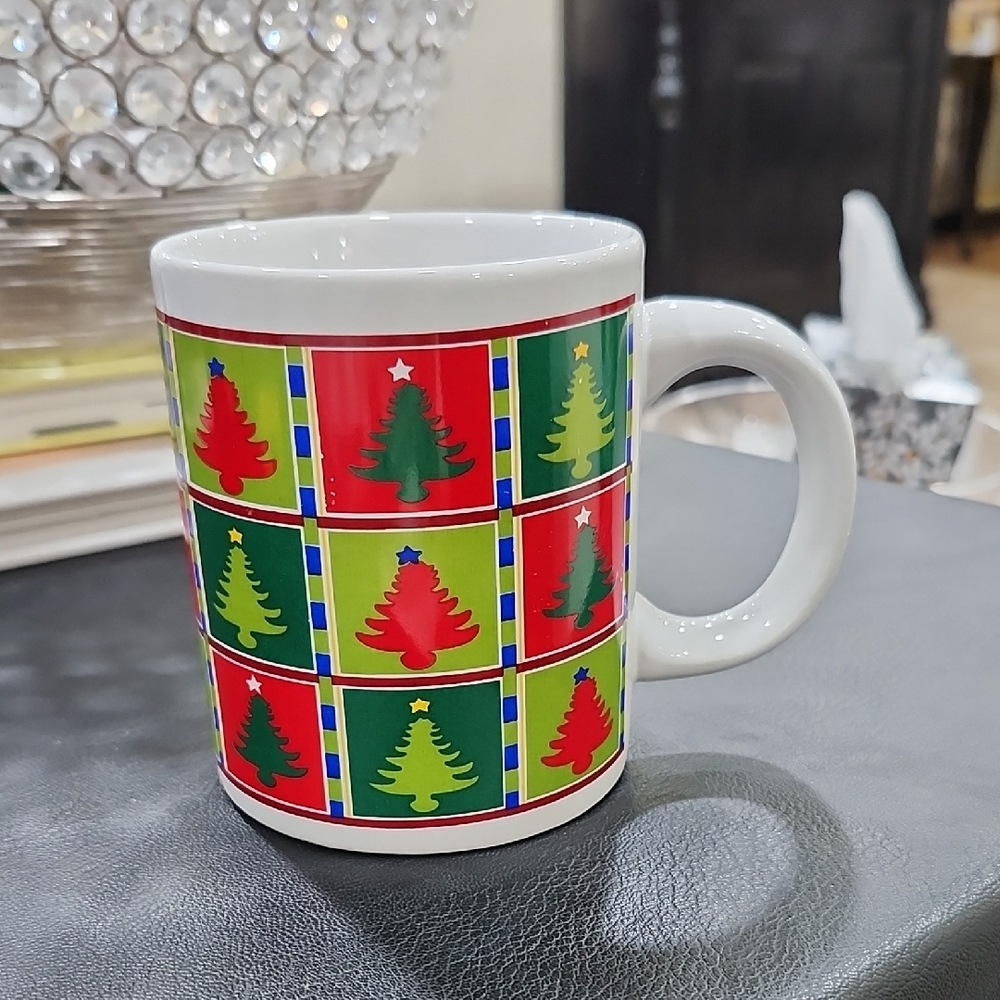 Vintage Test Rite International Ceramic Stoneware Christmas Mug